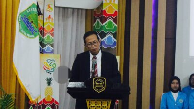 Prof. Atwar Bajari Sampaikan Orasi Ilmiah di Wisuda dan Dies Natalis ke-20 UNSUB: Soroti Pentingnya Kompetensi Komunikasi dan Transformasi Digital