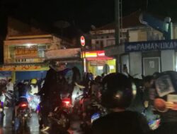 Puluhan Bobotoh Pagaden Rayakan B2B Champions Persib Bandung