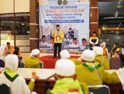 Kang Akur Sambut Jamaah Haji Kloter 8 KJT, Doakan Terwujudnya Hakikat Haji Mabrur