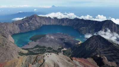 Kemenparekraf Sampaikan Keprihatinan atas Insiden Turis Brasil di Gunung Rinjani, Evakuasi Terkendala Medan Ekstrem