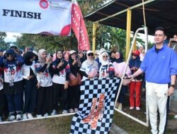 Wabup Fajar Dukung Gaya Hidup Sehat Lewat Jalan Kaki di Cimalaka-Cisarua