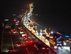 Akhir Libur Panjang 1 Muharam 1447 H, Tol Cipularang Arah Jakarta Mulai Padat