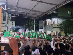 Selamat Jalan Bu Nyai Hj. Durroh Nafisah Ali: Putri Ulama Kharismatik KH. Ali Maksum Dimakamkan di Dongkelan, Diiringi Ribuan Santri Krapyak