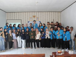 Mahasiswa KKNM 12 Universitas Subang Gandeng DLH Subang untuk Program Lingkungan di Gambarsari