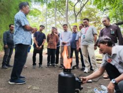 POLSUB Dorong Energi Terbarukan, Gelar Pelatihan Tungku Biomassa di Desa Sadawarna