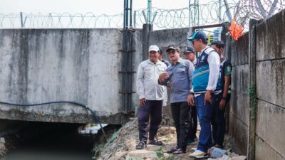 Tindak Lanjut Laporan Warga, Wabup Subang Pantau Normalisasi Saluran Air
