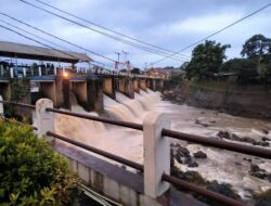 Diguyur Hujan Deras, Depok Diminta Waspada Meski Bendung Katulampa Masih Normal