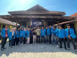 Pojok Baca Lantera Literasi Jadi Warisan Positif Mahasiswa KKN 24 Unsub di Desa Kalentambo