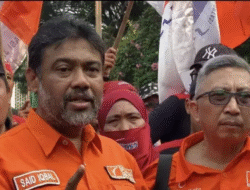 Demo Buruh di DPR Bawa 6 Tuntutan, Dari Kenaikan Upah Hingga Reformasi Pajak