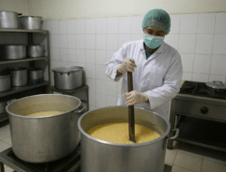 BGN Tertibkan Program MBG, 56 SPPG Resmi Dinonaktifkan