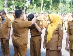 Bupati Subang Serahkan Trofi dan Medali untuk OPD dan Kecamatan Responsif Aduan Warga