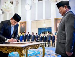 Prabowo Subianto Kukuhkan Kepala Staf Kepresidenan, Kepala LKPP, dan Pejabat Lainnya