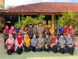 MIN 1 Tegal Meriahkan Hari Batik Nasional 2025