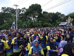 Meriah! Jalan Sehat HGN 2025 Kumpulkan 10 Ribu Guru di Kuningan