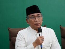 Ketua Umum PBNU KH Yahya Cholil Staquf menyerukan islah dan persatuan warga NU di tengah dinamika internal organisasi.