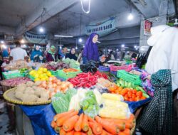UMKM Terdampak, Farhan Soroti Kenaikan Harga Plastik di Bandung