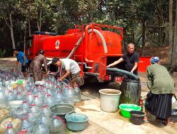 Lebih dari Satu Juta Liter Air Bersih Disalurkan untuk Korban Kekeringan di Bekasi