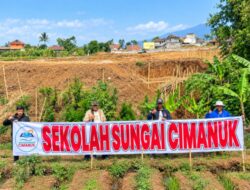 Sekolah Sungai Cimanuk Tegaskan Komitmen Kawal Kelestarian Bantaran Sungai Cikokok